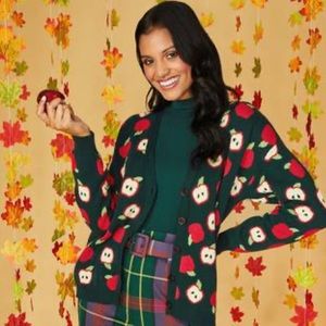 Apple Print Cardigan | ModCloth | New with Tags